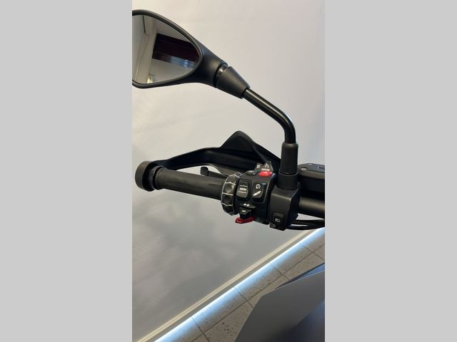 bmw - r-1250-gs-triple-black