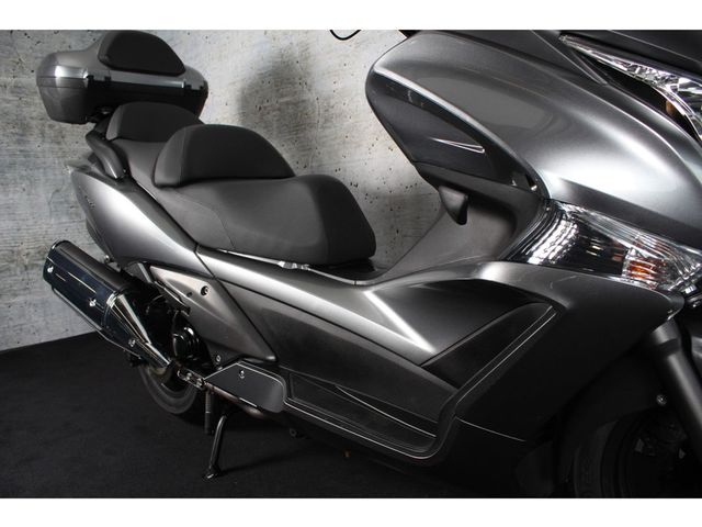 honda - fjs-400-silverwing