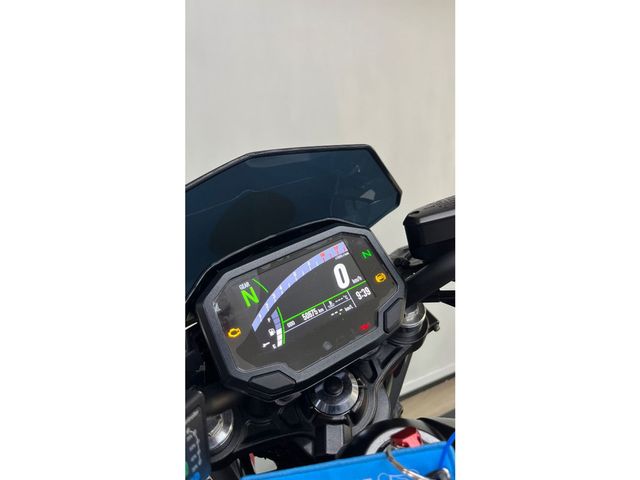 kawasaki - z650