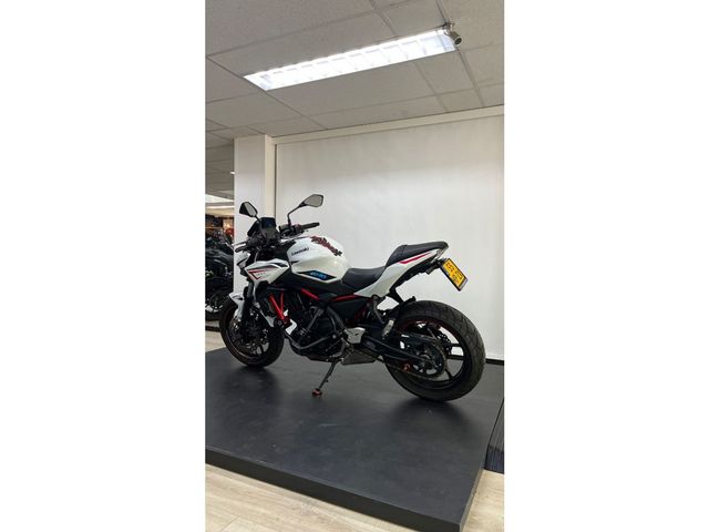 kawasaki - z650