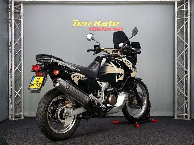 honda - xrv-750-africa-twin