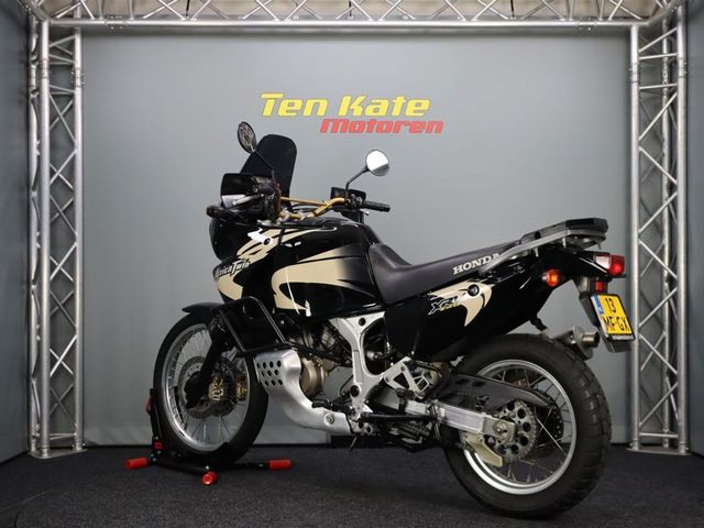 honda - xrv-750-africa-twin
