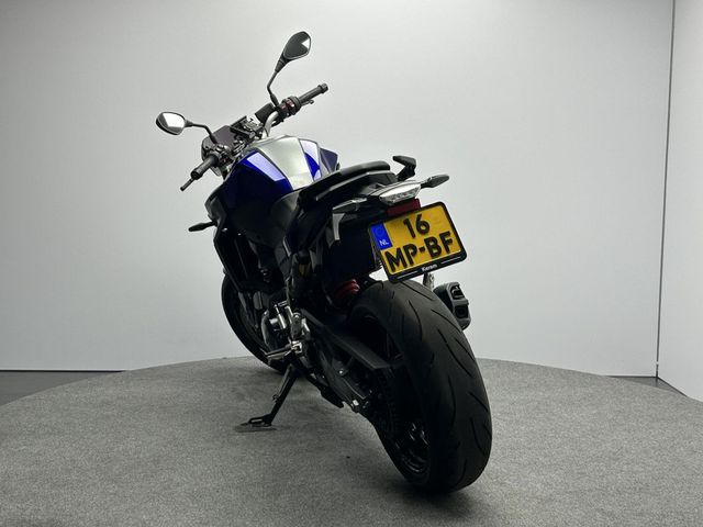 bmw - f-900-r