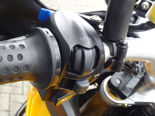 aprilia - caponord-1200-rally