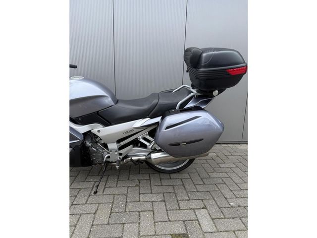 yamaha - fjr-1300