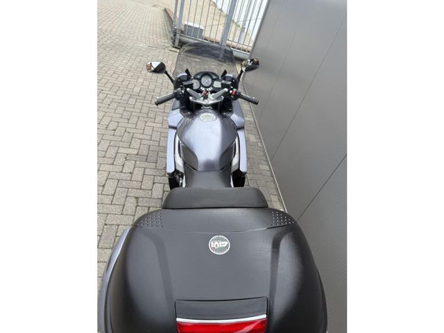 yamaha - fjr-1300