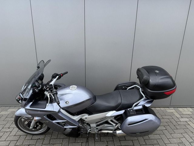 yamaha - fjr-1300