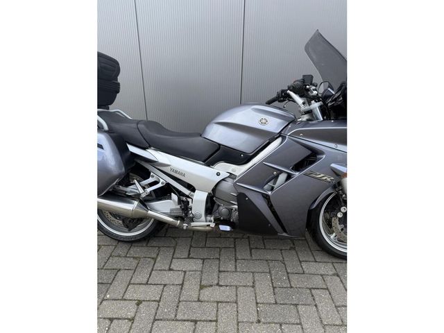 yamaha - fjr-1300