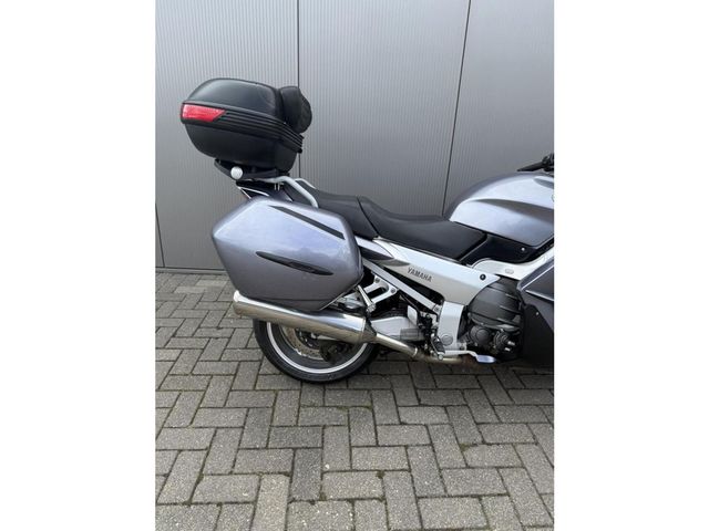 yamaha - fjr-1300