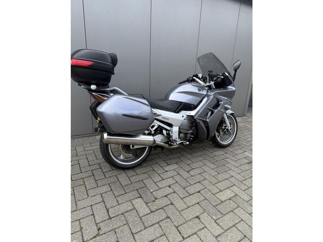 yamaha - fjr-1300
