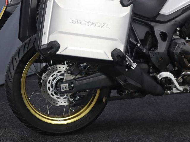 honda - crf-1000-l-africa-twin-dct