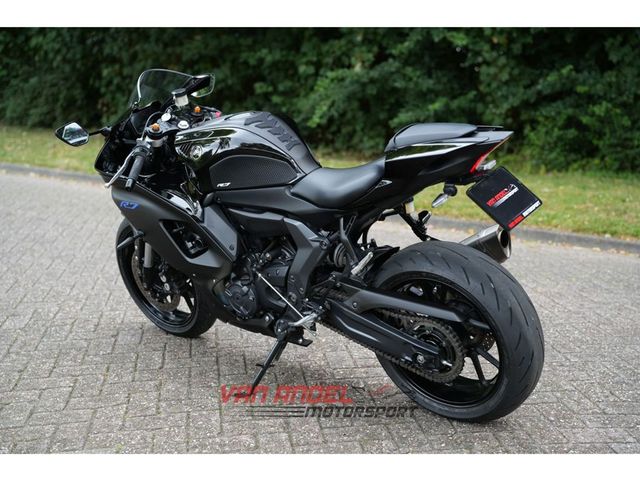 yamaha - yzf-r7