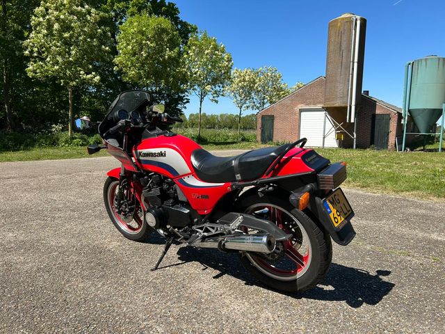 kawasaki - zx-550