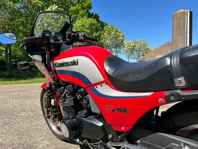 kawasaki - zx-550