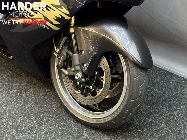 suzuki - gsx-r-1300-hayabusa