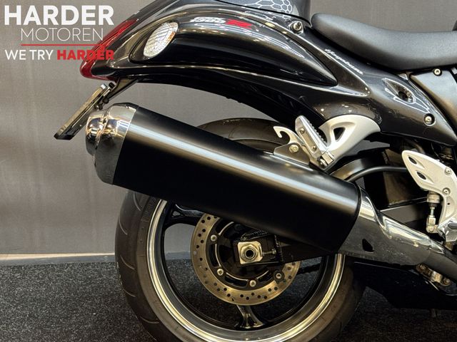 suzuki - gsx-r-1300-hayabusa