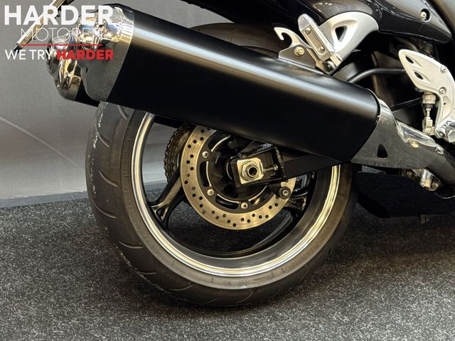 suzuki - gsx-r-1300-hayabusa