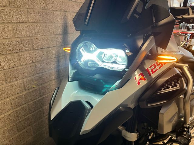 bmw - r-1250-gs-adventure
