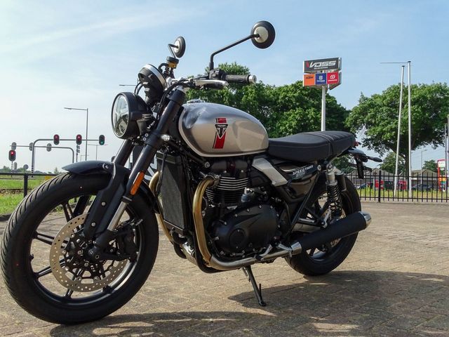 triumph - speed-twin-900