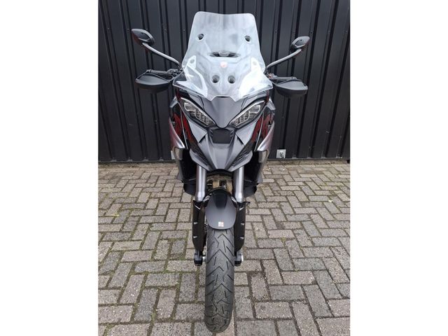 ducati - multistrada-v4-s