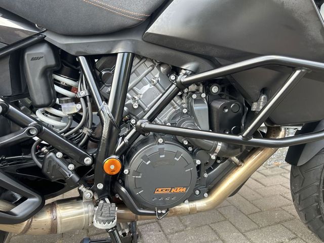 ktm - 1290-super-adventure-s