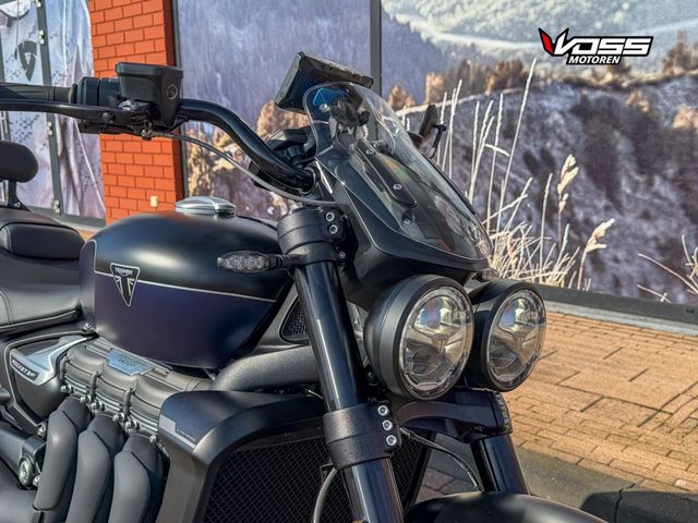 triumph - rocket-3-storm-gt