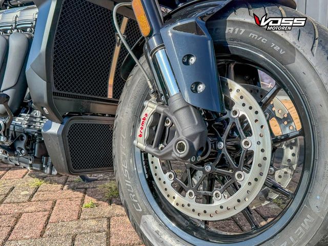 triumph - rocket-3-storm-gt