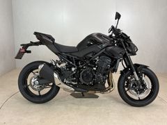 KAWASAKI Z900