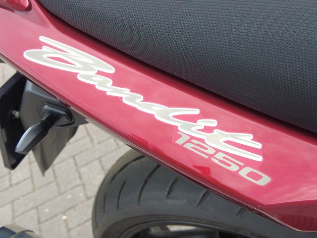 suzuki - gsf-1250-a