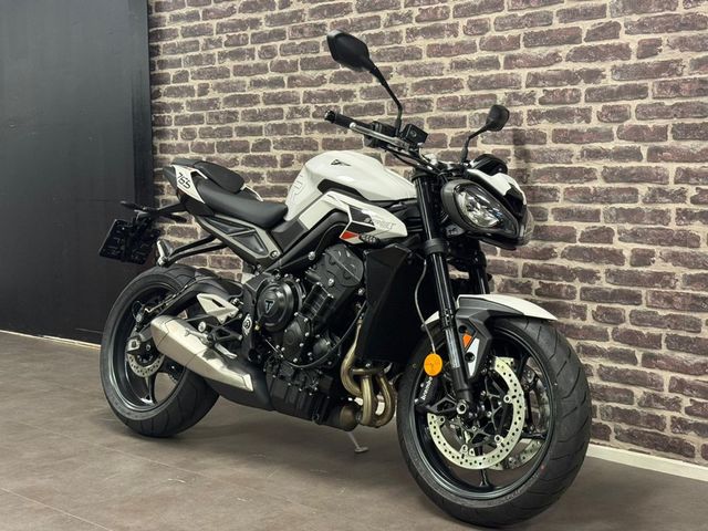 triumph - street-triple-r