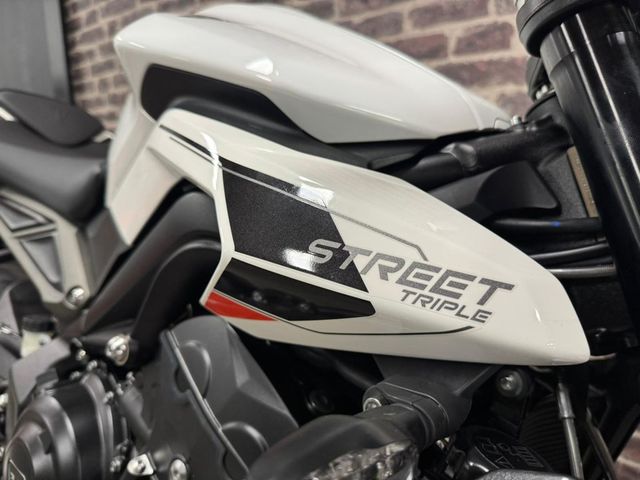 triumph - street-triple-r