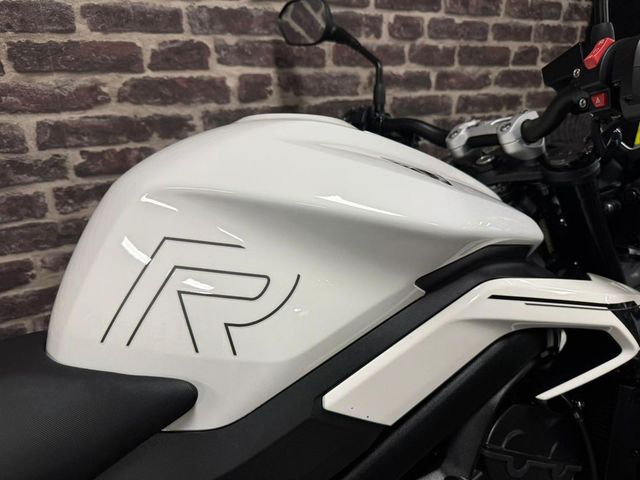triumph - street-triple-r