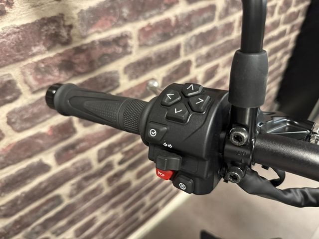 triumph - street-triple-r