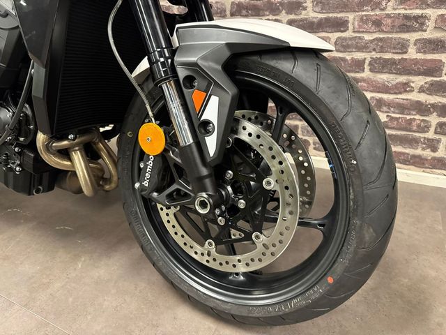 triumph - street-triple-r