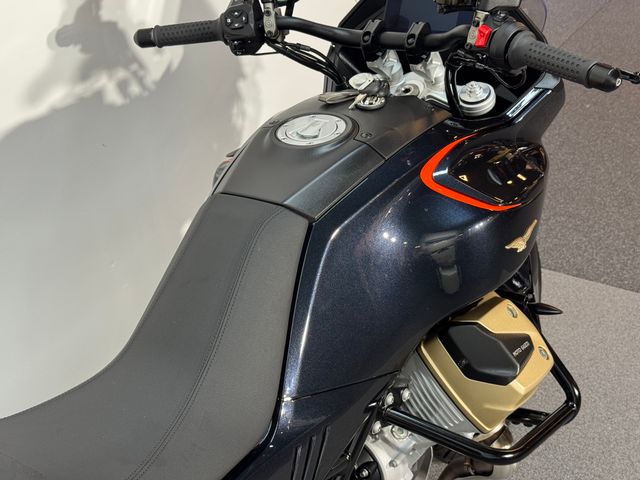 moto-guzzi - v-100-mandello