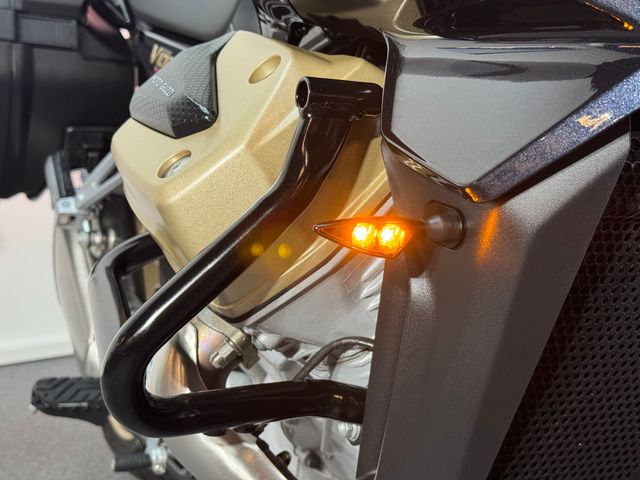 moto-guzzi - v-100-mandello