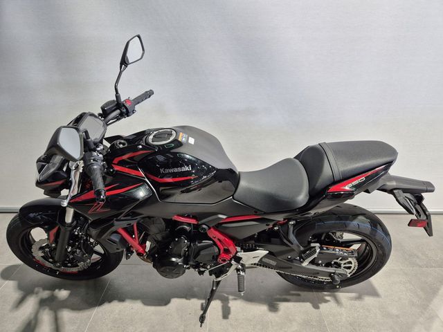 kawasaki - z650