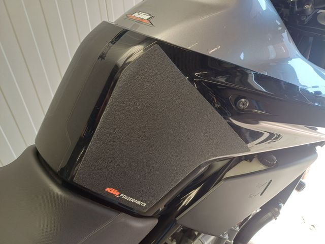 ktm - 790-duke