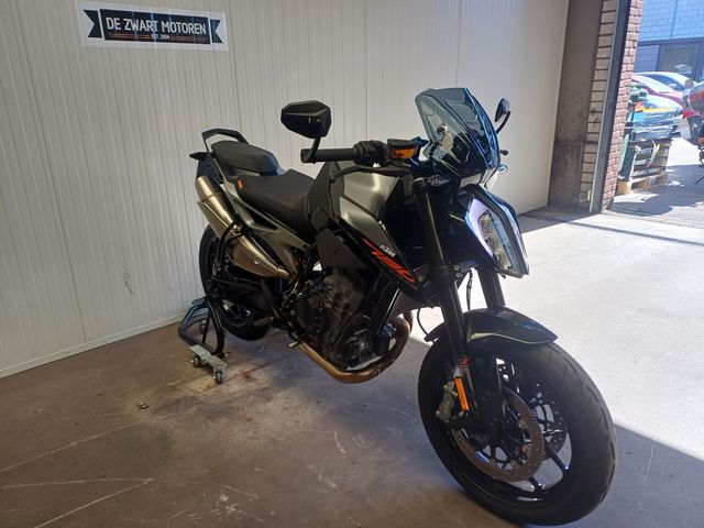 ktm - 790-duke