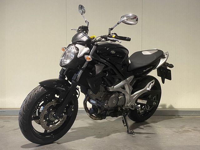 suzuki - gladius-abs