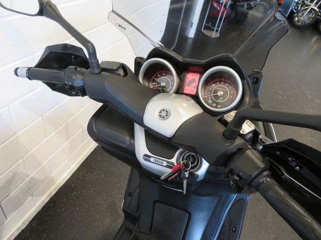 yamaha - x-max-250-abs