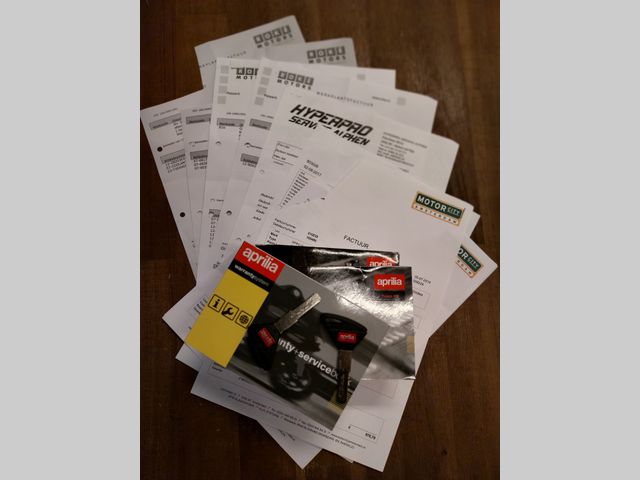 aprilia - tuono-v4-r-aprc