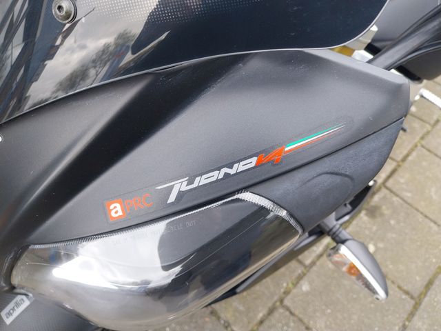 aprilia - tuono-v4-r-aprc