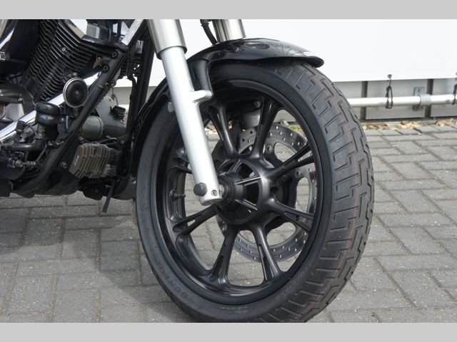 yamaha - xvs-950-a-midnight-star