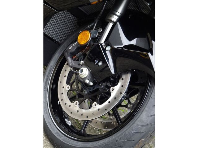 suzuki - gsx-r-1300-hayabusa