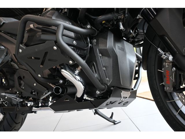 bmw - r-1300-gs