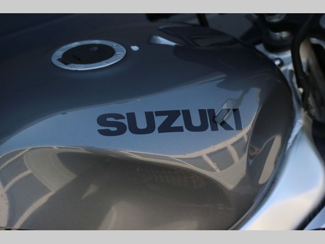 suzuki - gsx-r-600