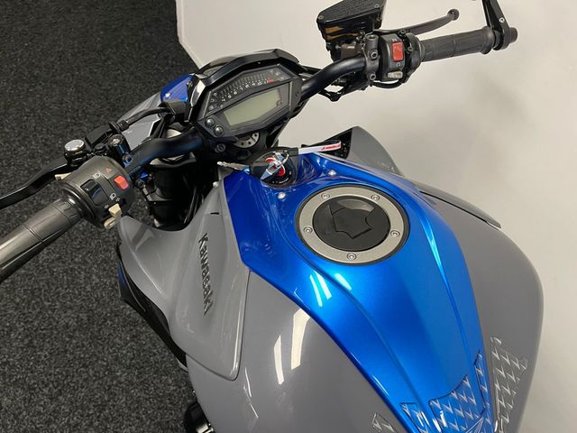 kawasaki - z1000-abs