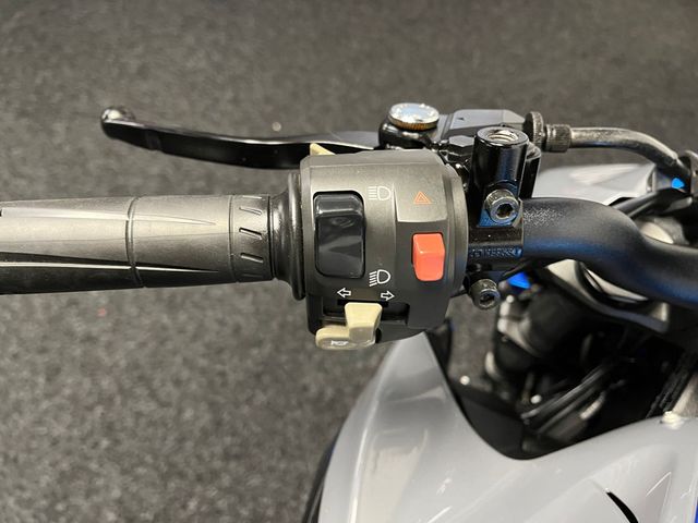 kawasaki - z1000-abs