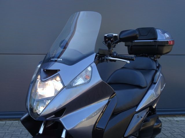 honda - fjs-400-silverwing